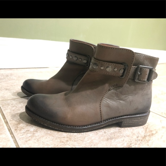 Booties- Lucky Brand - Picture 5 of 7